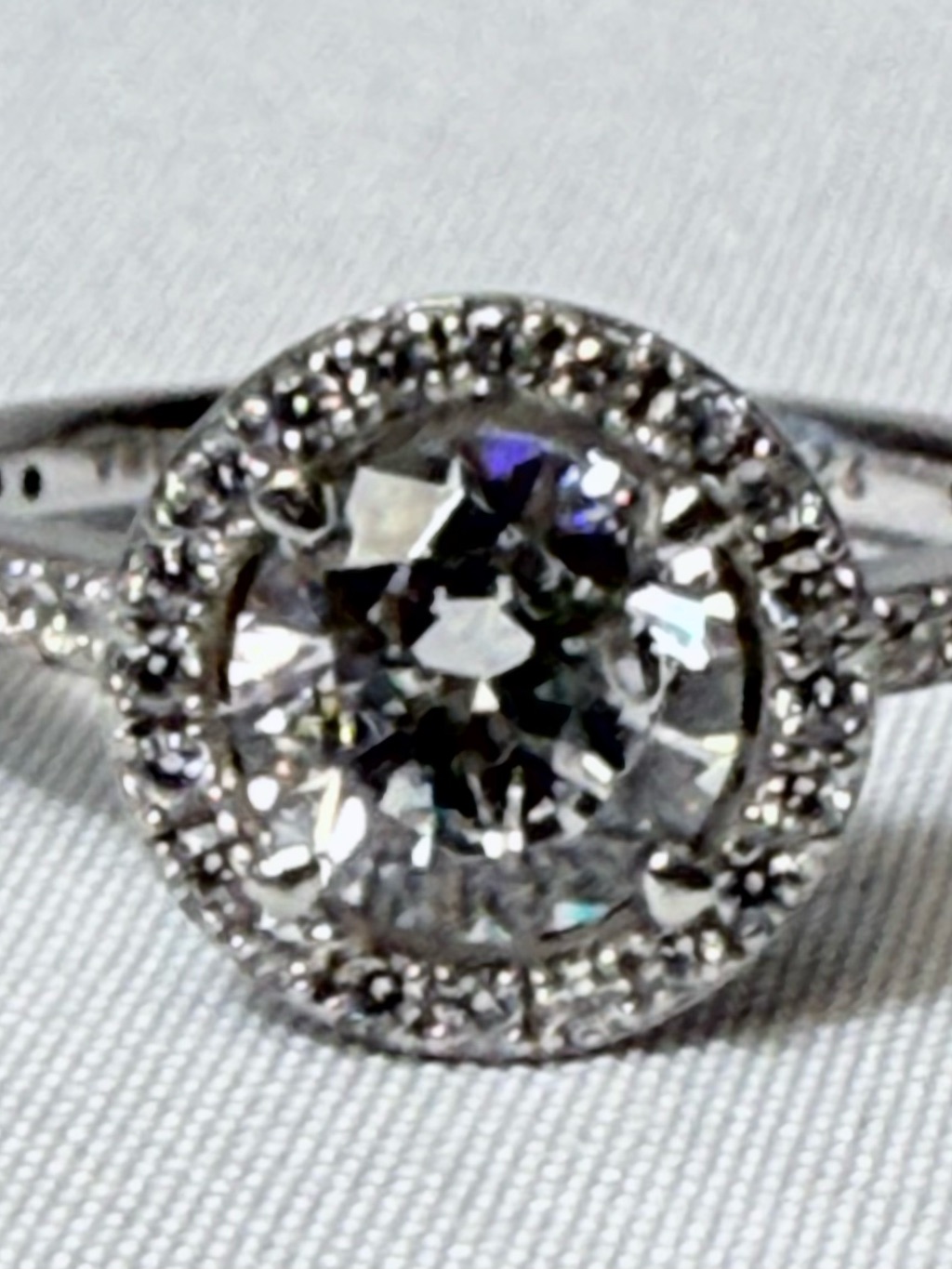 Round Halo White Cubic Zirconia Engagement Ring - Helzberg Diamonds